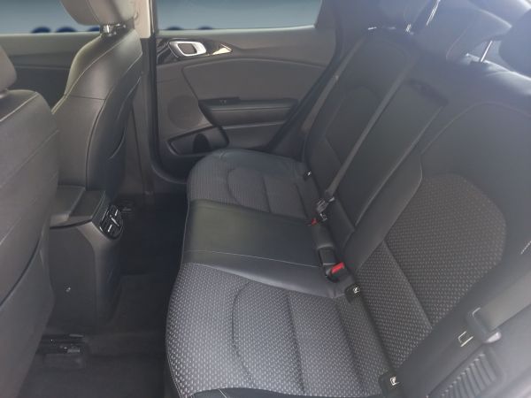 kia-xceed-2021-hibrido-1580cc