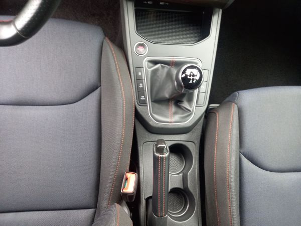 seat-ibiza-2024-gasolina-999cc