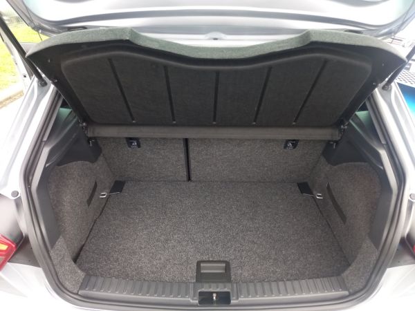 seat-ibiza-2024-gasolina-999cc