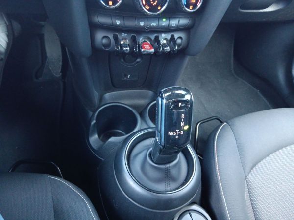 mini-cooper-2022-gasolina-1499cc