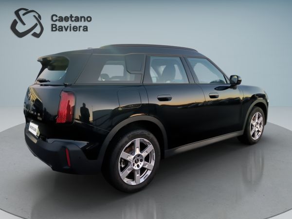 mini-countryman-2024-diesel-1995cc