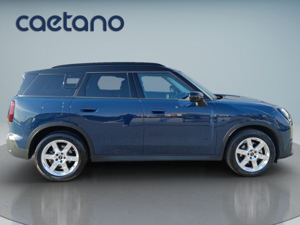 mini-countryman-2025-diesel-1995cc