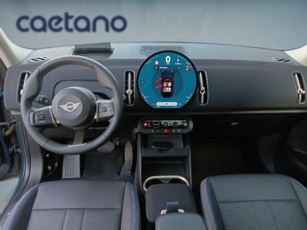 mini-countryman-2025-diesel-1995cc