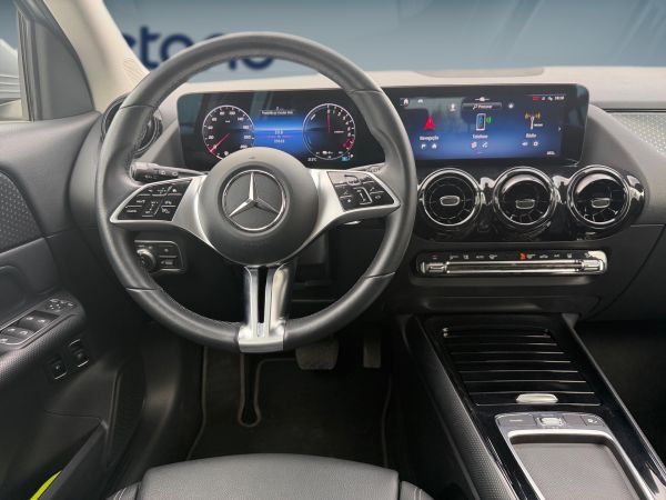 mercedes-benz-gla-2025-hibrido-1332cc