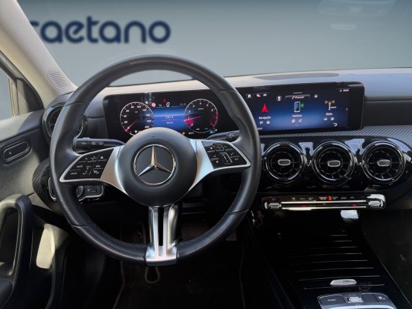 mercedes-benz-classe-a-2025-gasolina-1332cc