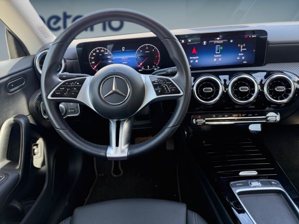 mercedes-benz-cla-2025-diesel-1950cc
