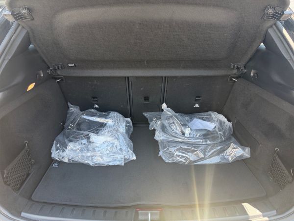 mercedes-benz-gla-2025-hibrido-1332cc