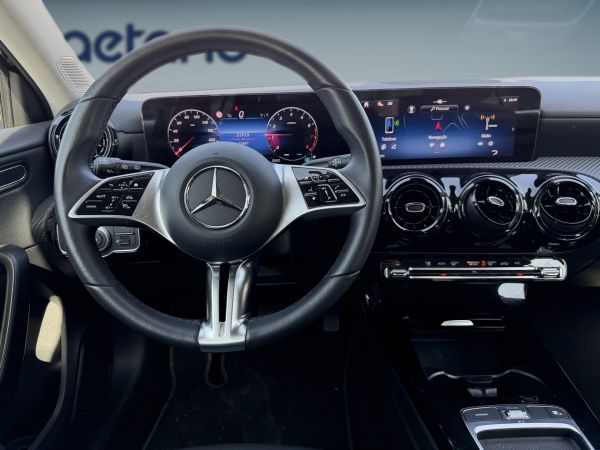 mercedes-benz-classe-a-2025-gasolina-1332cc