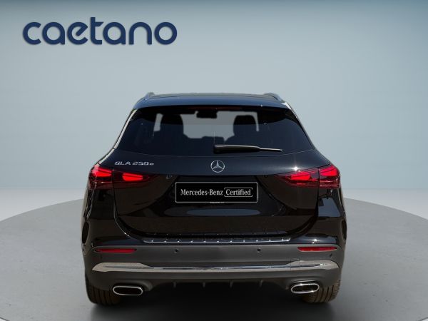 mercedes-benz-gla-2026-hibrido-1332cc