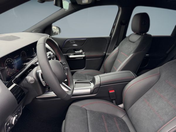 mercedes-benz-classe-b-2025-hibrido-1332cc