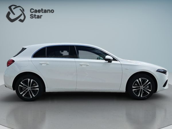 mercedes-benz-classe-a-2025-hibrido-1332cc
