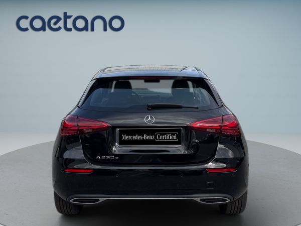 mercedes-benz-classe-a-2026-hibrido-1332cc