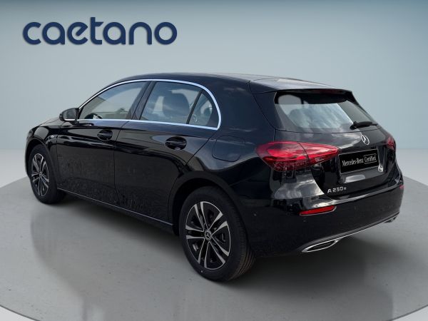 mercedes-benz-classe-a-2026-hibrido-1332cc
