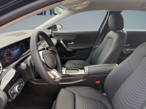 mercedes-benz-classe-a-2026-hibrido-1332cc