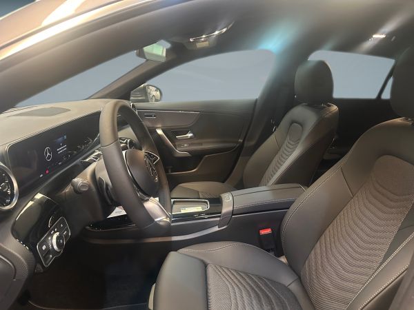 mercedes-benz-cla-2025-hibrido-1332cc