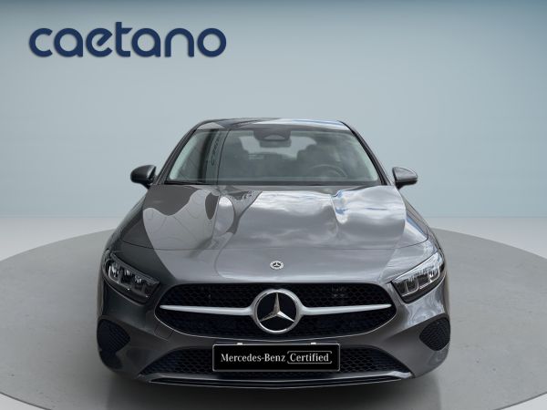 mercedes-benz-classe-a-2024-hibrido-1332cc