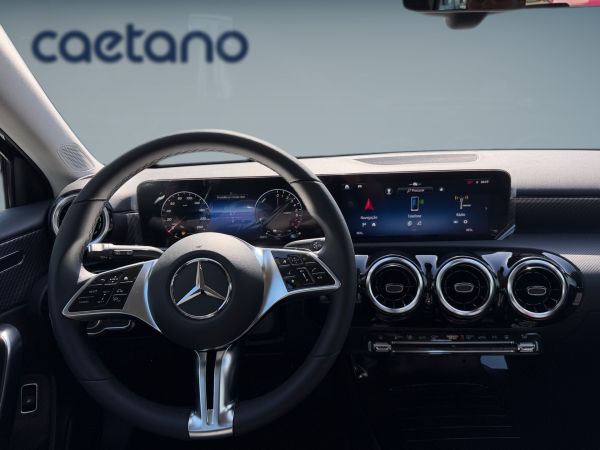 mercedes-benz-classe-a-2026-hibrido-1332cc