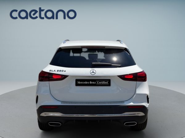 mercedes-benz-gla-2025-hibrido-1332cc