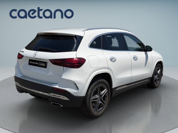 mercedes-benz-gla-2025-hibrido-1332cc