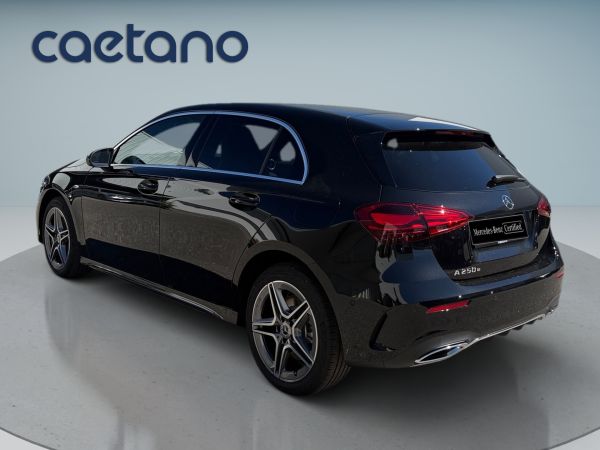 mercedes-benz-classe-a-2026-hibrido-1332cc