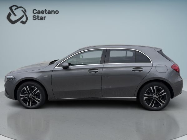 mercedes-benz-classe-a-2025-hibrido-1332cc