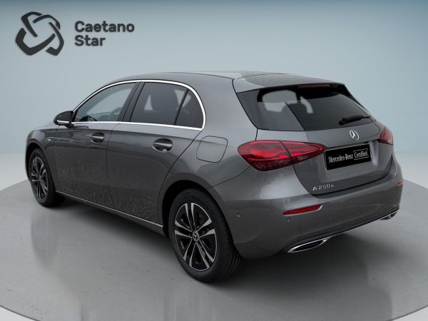 mercedes-benz-classe-a-2025-hibrido-1332cc