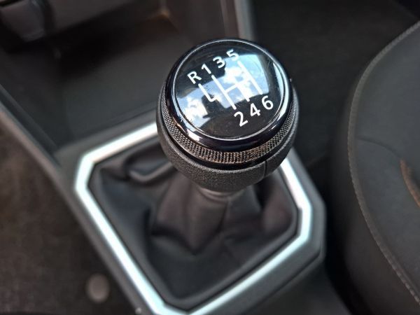 dacia-sandero-2024-gasolina-999cc
