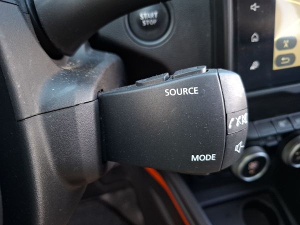 dacia-duster-2023-gasolina-999cc