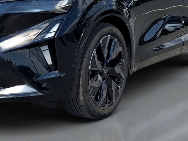 renault-rafale-2025-hibrido-1199cc