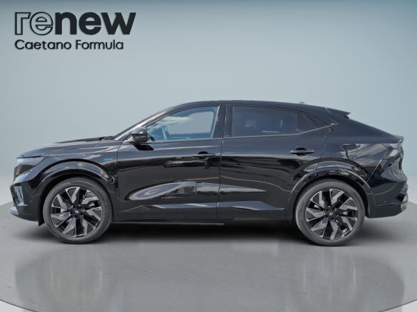 renault-rafale-2025-hibrido-1199cc