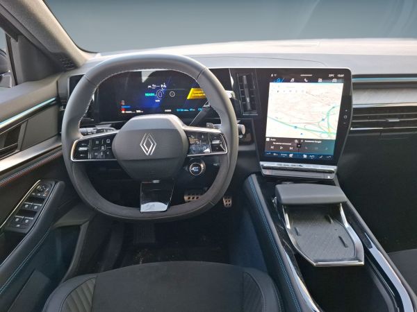 renault-rafale-2025-hibrido-1199cc