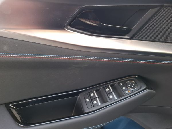 renault-rafale-2025-hibrido-1199cc