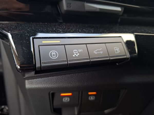 renault-rafale-2025-hibrido-1199cc