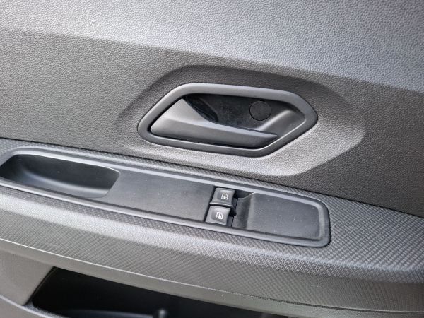 dacia-sandero-2023-gpl-999cc