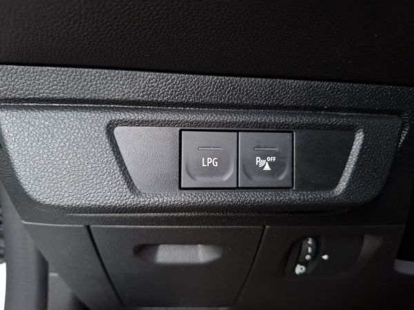 dacia-sandero-2023-gpl-999cc