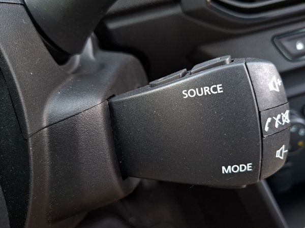 dacia-sandero-2023-gpl-999cc