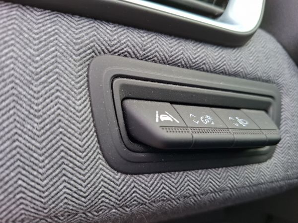 renault-clio-2024-gasolina-999cc