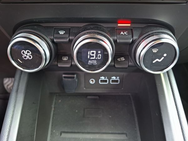 renault-clio-2024-gasolina-999cc