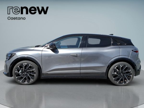 renault-megane-2025-eletrico-427cc