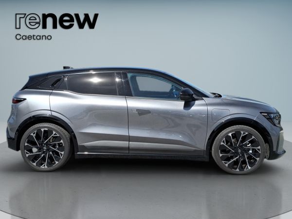 renault-megane-2025-eletrico-427cc
