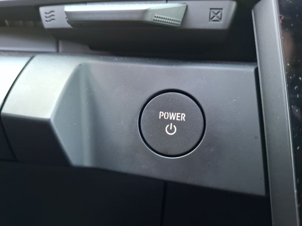 renault-megane-2025-eletrico-427cc