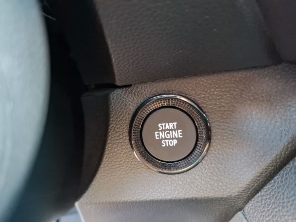 dacia-sandero-2023-gasolina-0cc