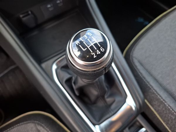 renault-captur-2025-gasolina-999cc