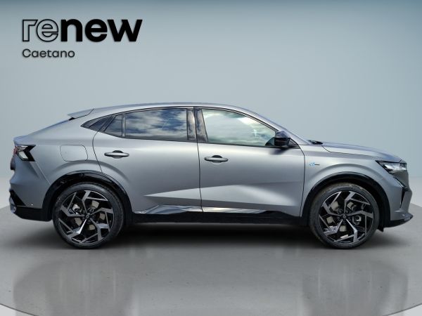 renault-rafale-2025-hibrido-1199cc
