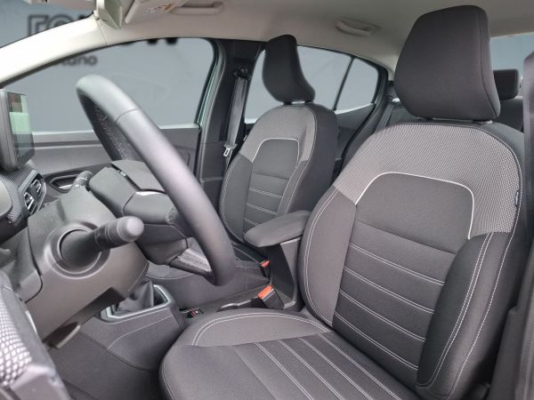 dacia-logan-2025-gpl-999cc
