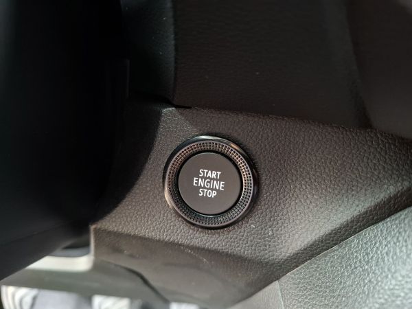 dacia-logan-2025-gpl-999cc