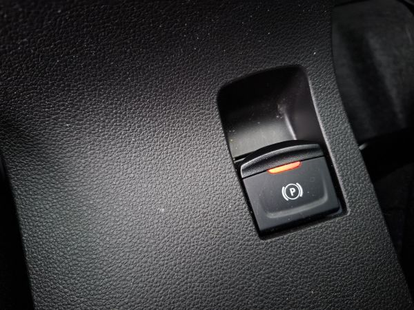 dacia-logan-2025-gpl-999cc
