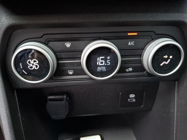 dacia-logan-2025-gpl-999cc