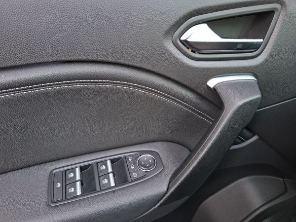 renault-captur-2024-gasolina-999cc