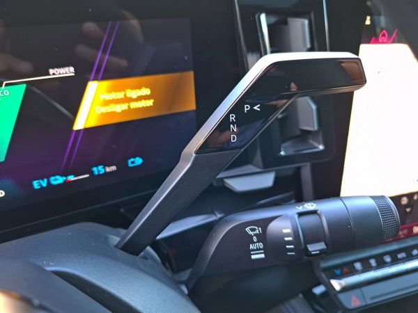 renault-rafale-2024-hibrido-1199cc